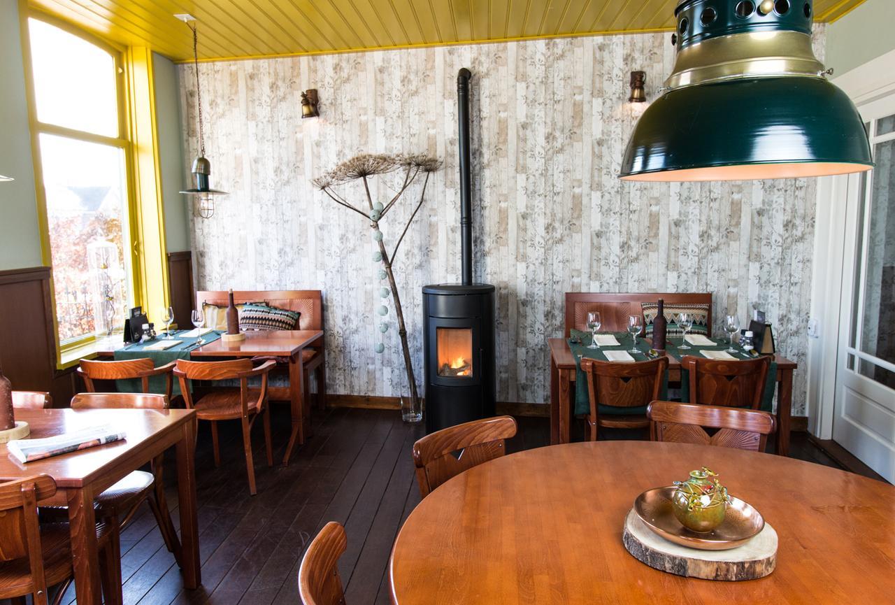 Hotel Restaurant It Posthus Birdaard Esterno foto